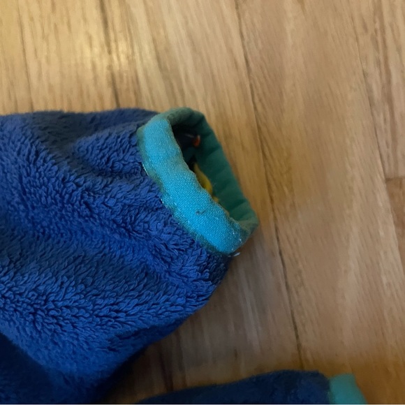 BABY NORTH FACE REVERSIBLE HOODED JACKET - Picture 7 of 9